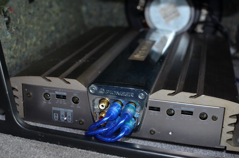Pioneer GM-x624